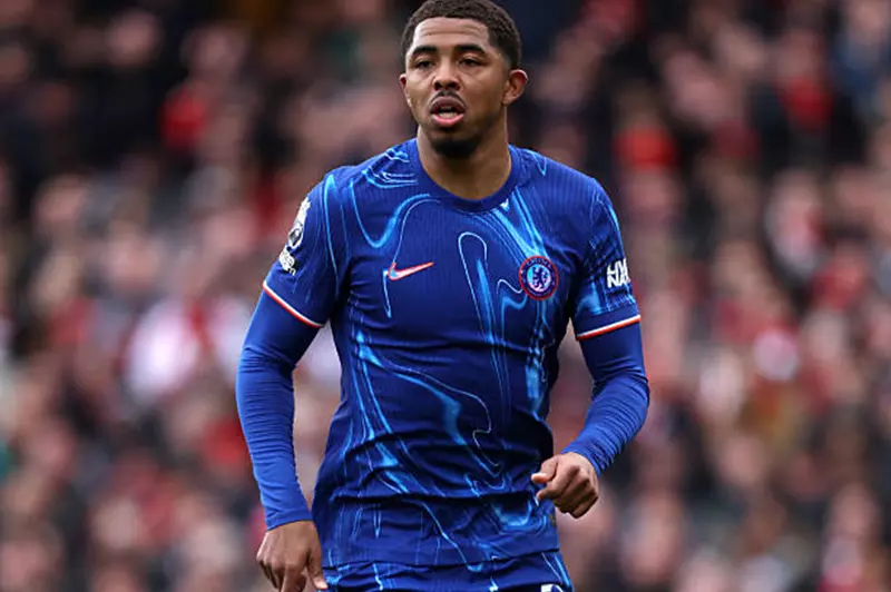 ويسلي فوفانا مدافع فريق تشيلسي